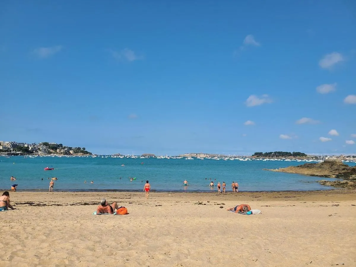 Maison De Campagne A 12 Min De La Premiere Plage Pluduno 0*,  フランス
